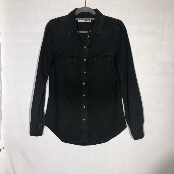 Topshop Tops - TOPSHOP Black Button Up long sleeve